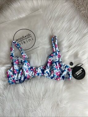 🔥 RARE Moana Bikini Greeking Out Bra Top Size Small 🔥